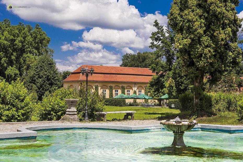 Vila Rozalia Garden Gate Avrig Dış mekan fotoğraf