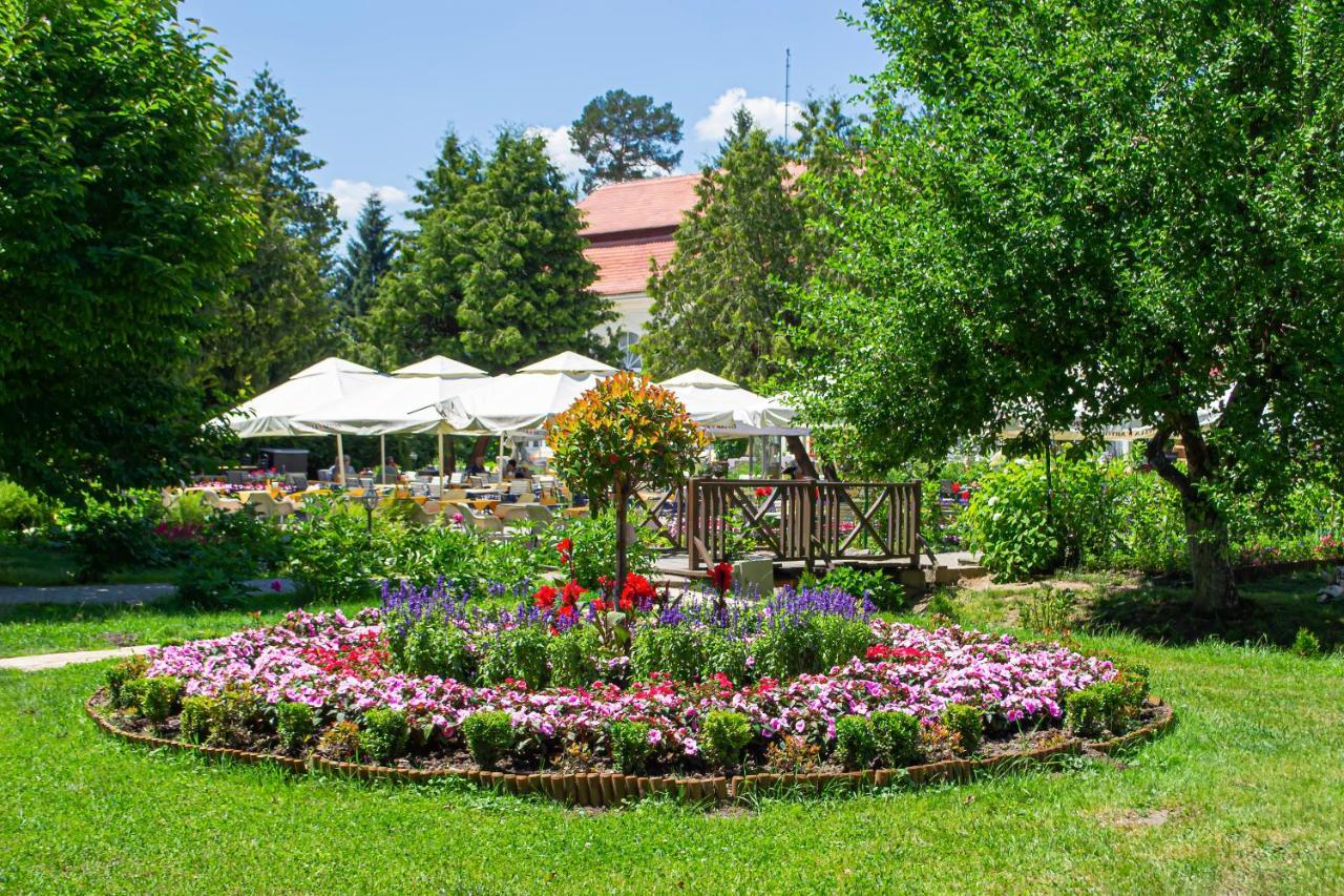 Vila Rozalia Garden Gate Avrig Dış mekan fotoğraf