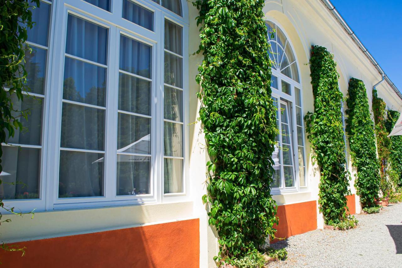 Vila Rozalia Garden Gate Avrig Dış mekan fotoğraf